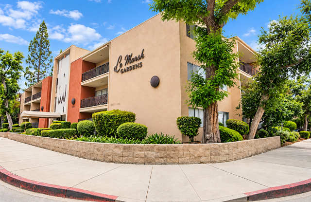 Spacious 2BR/2BA + Balcony | Pool, Parking & Central A/C Gallery 1
