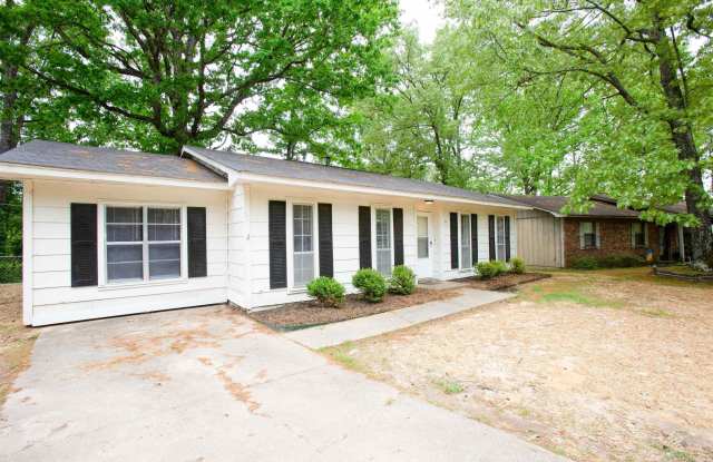 34 Woodbriar Drive Gallery 2