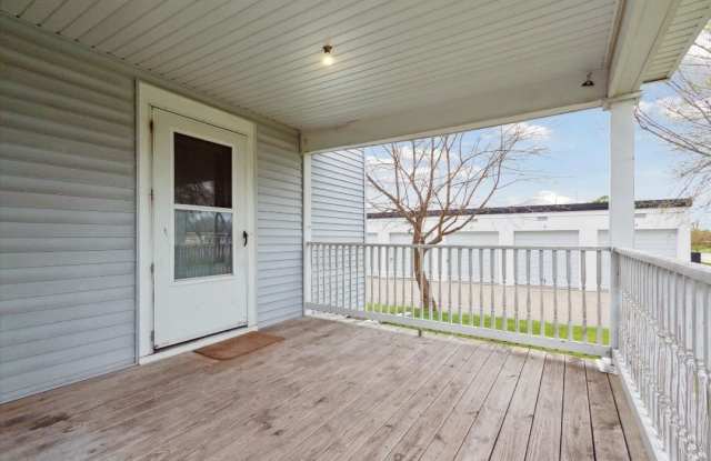 1500 E Delavan Dr Gallery 2