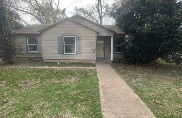 4 Bedroom House/Section 8 Accepted photos photos