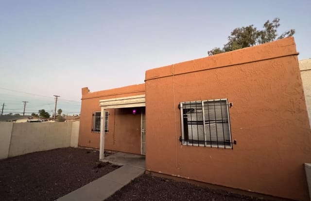 2847 N 46TH Avenue - 2847 North 46th Avenue, Phoenix, AZ 85035