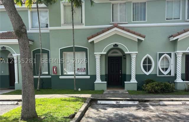 1522 SE 24th Ct Gallery 1