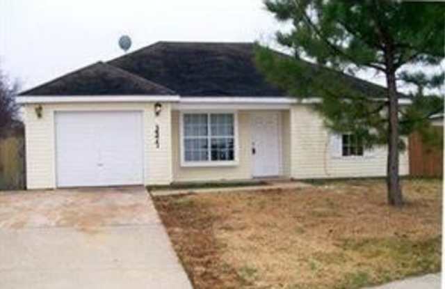3577 Hemlock  PL - 3577 Hemlock Place, Springdale, AR 72764