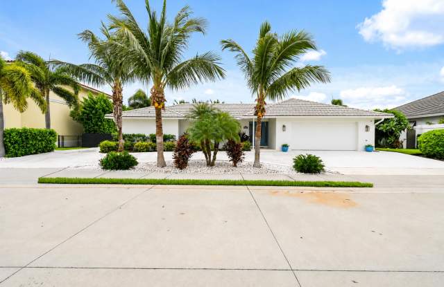 1091 SINGER Drive Gallery 2