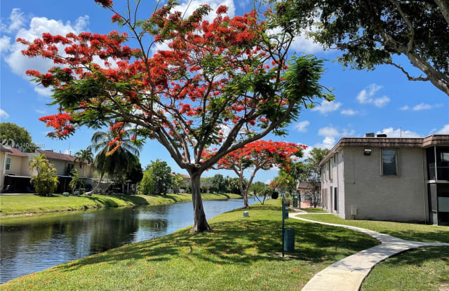 10397 N Kendall Dr - 10397 Southwest 88th Street, Kendall, FL 33176 10397 N Kendall Dr - 10397 Southwest 88th Street, Kendall, FL 33176