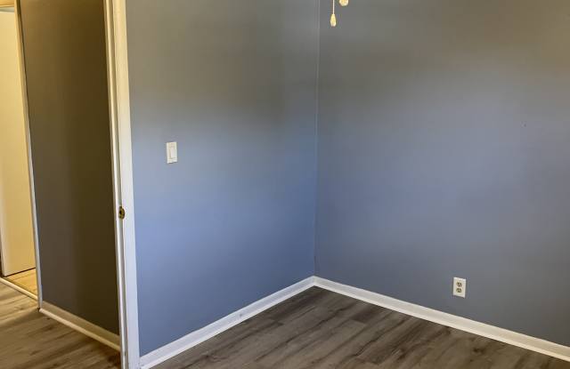 5405 Angus Ct Gallery 4