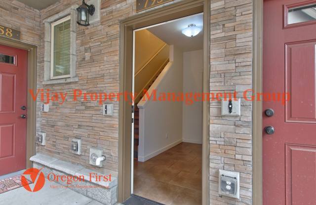 7954 Ne Miriam Way Gallery 4