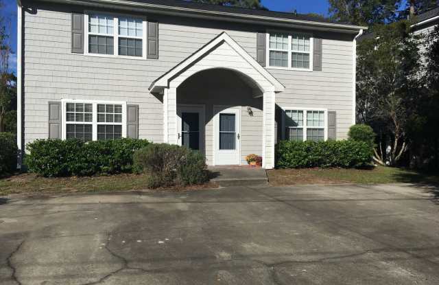 Hammock Ave - 594 Hammock Avenue, Murrells Inlet, SC 29576