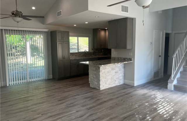 524 Greenbriar Place photos photos