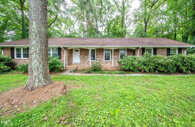 697 Kiowa Dr - 697 Kiowa Drive Northeast, Marietta, GA 30060