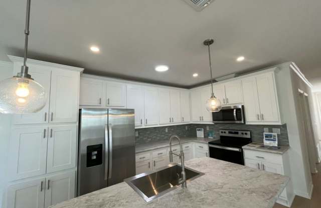 8775 20th Street #5 photos photos