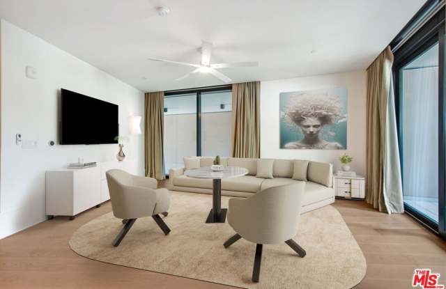 8420 W Sunset Blvd unit: 501 photos photos