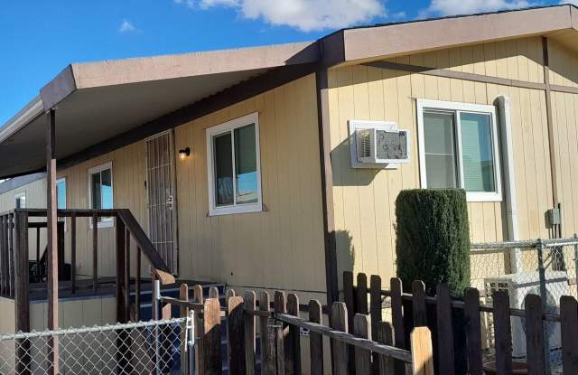 3 Bedroom/2 Bath For Rent...$1650 Monthly Rent & $1650 Security Deposit Available NOW Gallery 3
