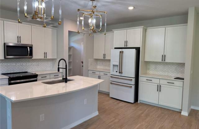 8112 NW 78th Street 8112, Tamarac, FL 33321 - 2071 photos photos 8112 NW 78th Street 8112, Tamarac, FL 33321 - 2071 photos photos