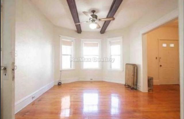 134 Summer St. Gallery 4