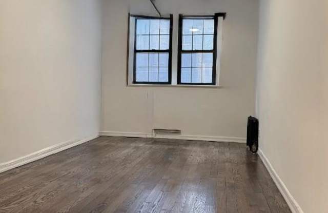 17 Downing Street - 17 Downing Street, New York City, NY 10014