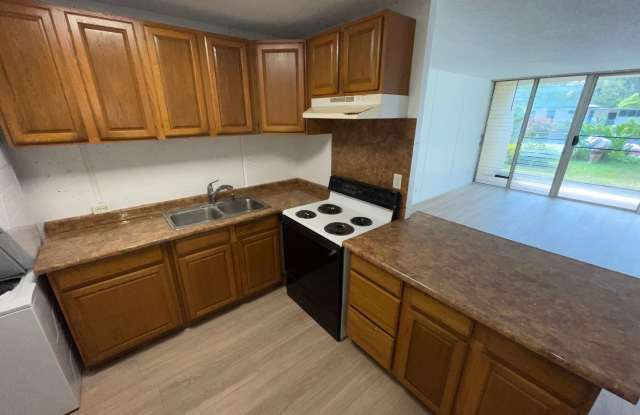 "Cathedral Point" Spacious Ground-Floor 1-Bedroom For Rent. Gallery 1