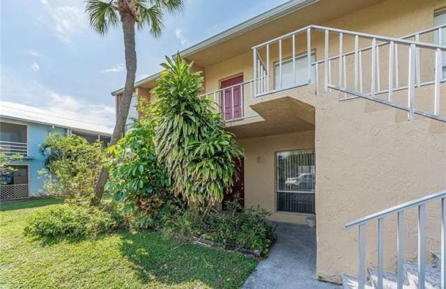 1555 14th Avenue - 1555 14th Avenue, Vero Beach, FL 32960