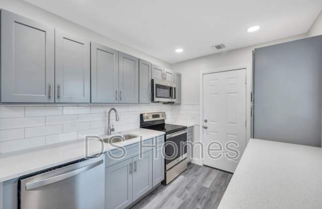 615 MacDonald Ave photos photos