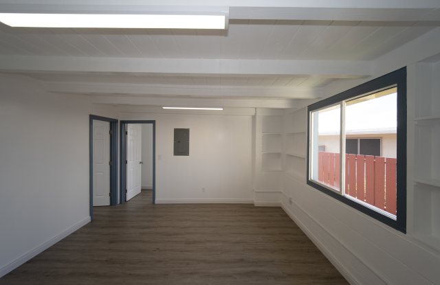 1957 Hoohai Street - Side 2 Gallery 3