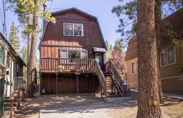 42800 Cougar Road Gallery 1