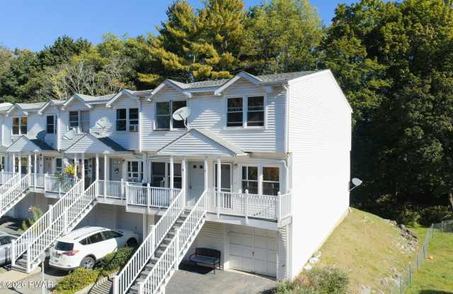 125 Sawkill Avenue Gallery 4
