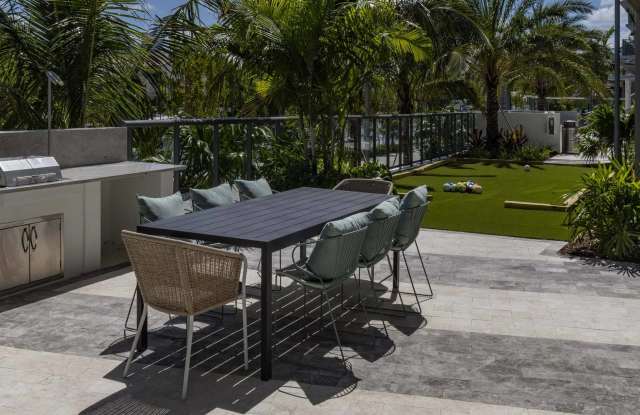 Remi on the River photos photos