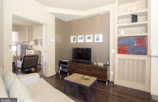 1242 IRVING STREET NW Gallery 3