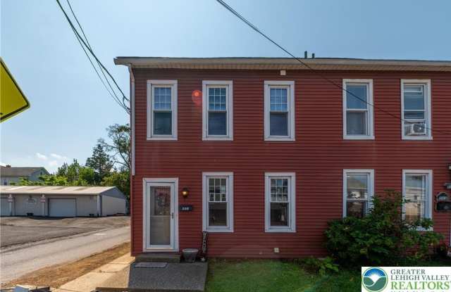 516 Broad Street - 516 Broad Street, Emmaus, PA 18049
