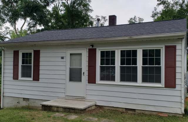 2 Bedroom House in High Point, NC photos photos