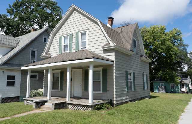 1149 E Indiana Ave photos photos