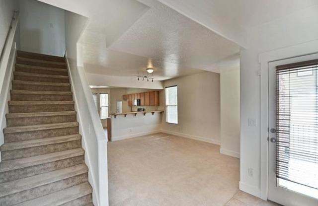 3714 S Balmossie Ln Gallery 2