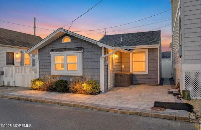 12 W Rutherford Lane photos photos
