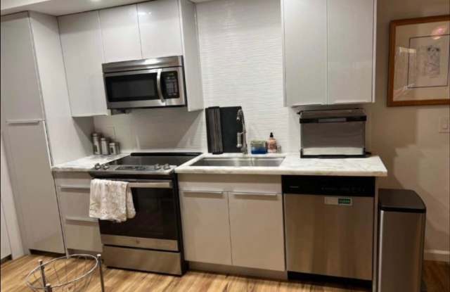 Golden Hill Gem: Spacious Furnished 2BR with City Convenience photos photos