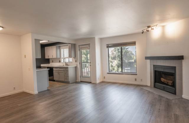 2 Bed - 2 Bath Federal Way Condo! - 29645 18th Avenue South, Federal Way, WA 98003