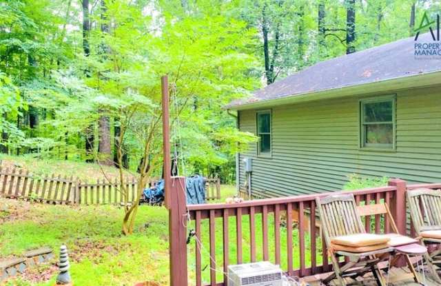 2484 Lost Hollow Path - Upper Gallery 3