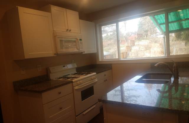 1515 E 3010 S Gallery 4