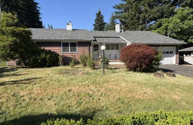 Single story ranch style home Gallery 1