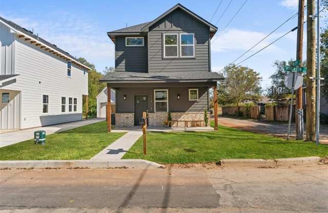 612 N Robinson Street photos photos