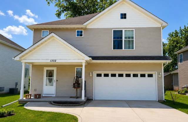1302 Bobolink Road photos photos