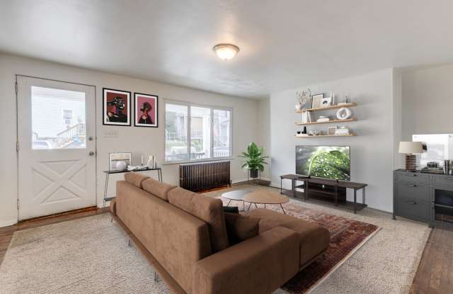 Available August 2026 - Great 3 Bedroom Mt. Washington Home w/ Spacious Open-Living! photos photos