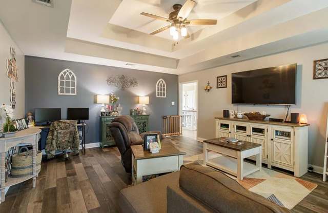 Valdosta Comfort: 3BR Home with Fenced Yard & Pet-Friendly! Gallery 3