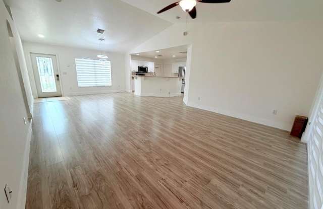 2020 NW 16th Terrace Gallery 2