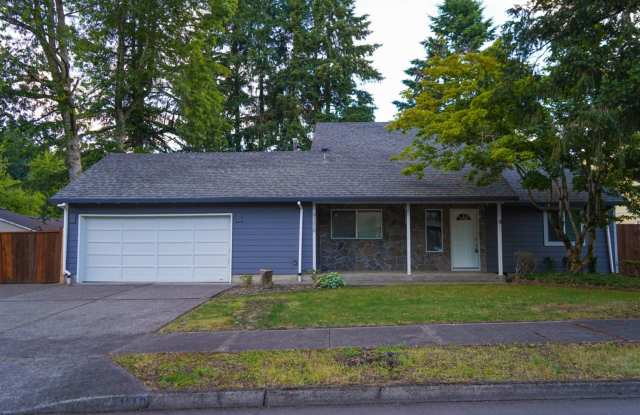 Beautiful 3 Bedroom Home in Wilsonville - 31110 Southwest Wallowa Court, Wilsonville, OR 97070