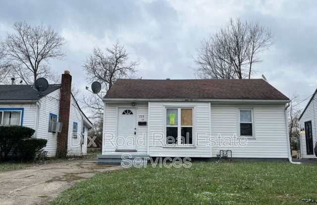 729 Cleverly Road - 729 Cleverly Road, Dayton, OH 45417