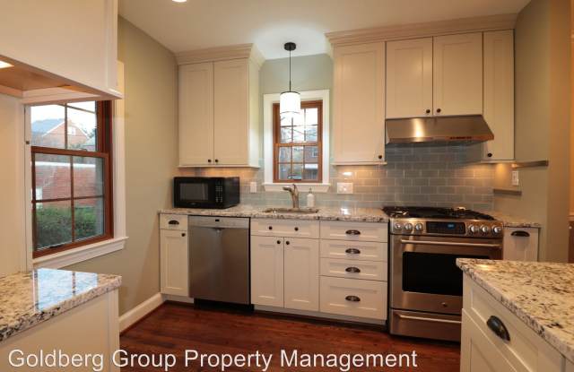 1370 Tewkesbury Place, NW Gallery 4