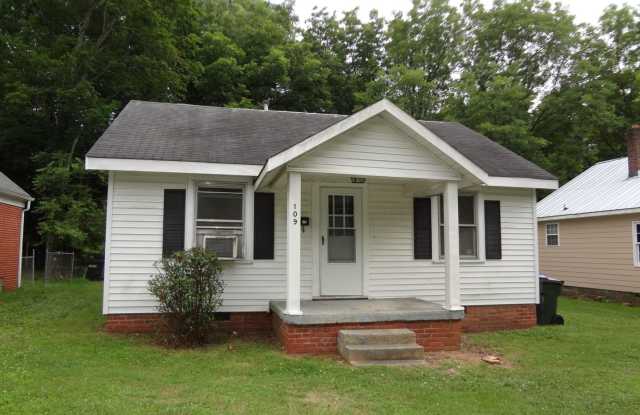 2 Bedroom Prime Student Location- Available August 2027 Gallery 1