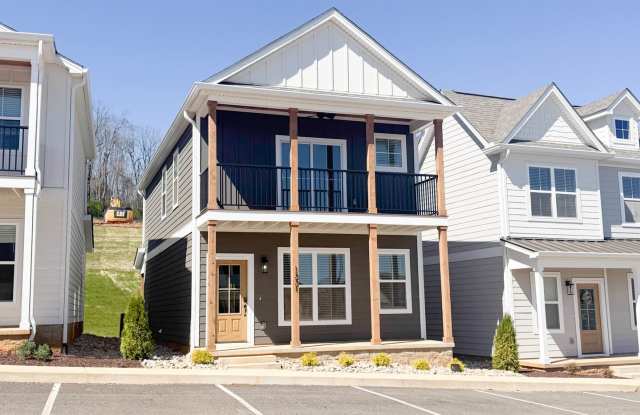 Tristan Style 3-Bedroom w/ Flex Room + Summer Special photos photos