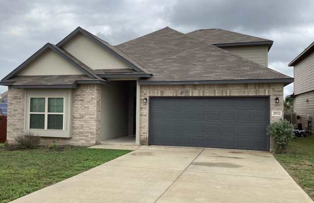 2932 Morlanga Street - 2932 Morlanga Street, New Braunfels, TX 78130