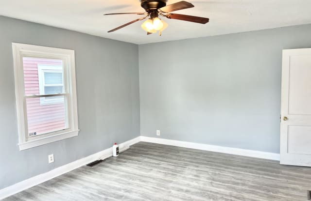3816 Garfield Avenue Gallery 1